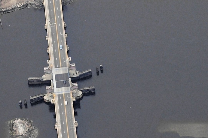 Pelham Bridge: Pelham Bridge 8
